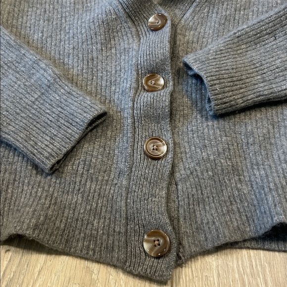 Quince Cashmere Cardigan Sweater - Picture 4 of 5